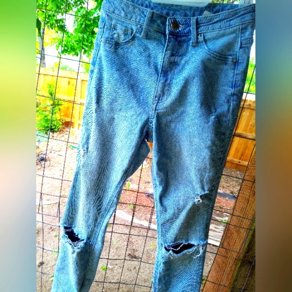 H&M Distressed Jeans